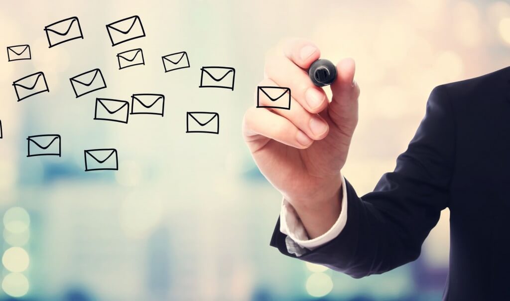 Mail d'accompagnement, lettre de motivation, job d'été, emploi saisonnier