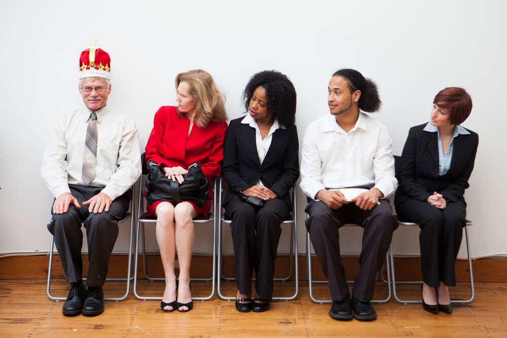entretien d'embauche, réussir, recrutement, emploi, cdi, stage, cdd, recherche d'emploi, carrière, conseils, astuces, jeune diplômé, style vestimentaire